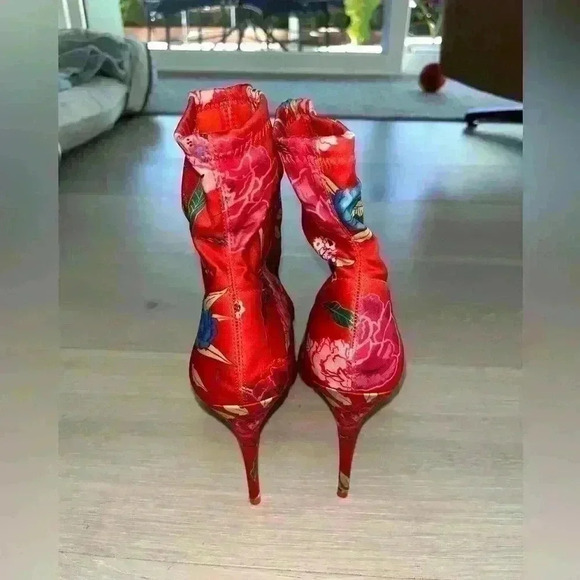 🌸ALDO Cirelle red Floral Print Sock satin Bootie boots 7.5 - Picture 4 of 7